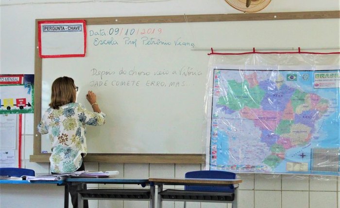Candidatos devem comparecer à sede da Secretaria Municipal de Educação, no bairro da Cambona