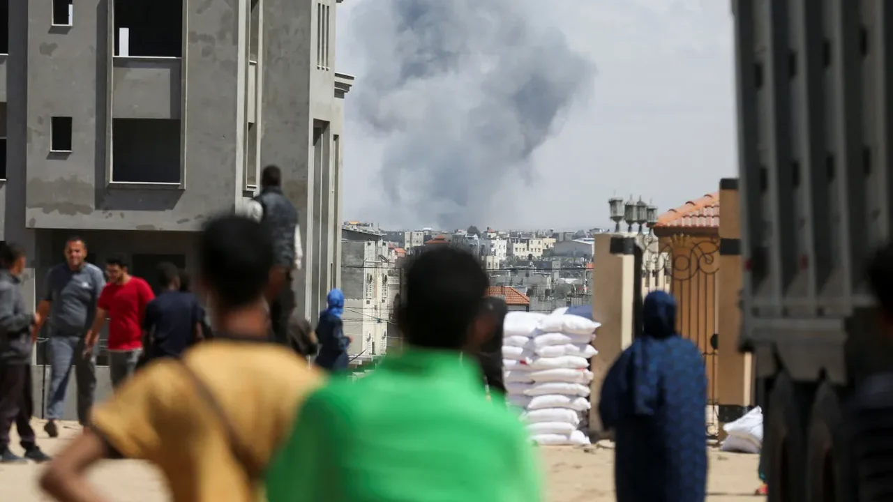 Medo e comoção em Rafah após início de operação militar: 'as pessoas desconfiam de Israel, não há lugar seguro', diz palestino