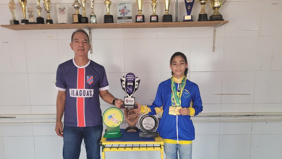 Estudantes da rede estadual conquistam medalhas inéditas para Alagoas no Wrestling