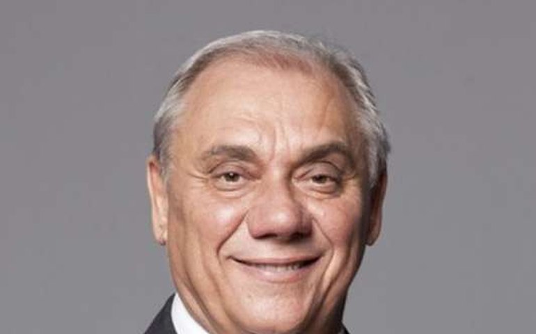 Marcelo Rezende viaja com a filha para novo retiro espiritual: &#8216;Me recuperando&#8217;