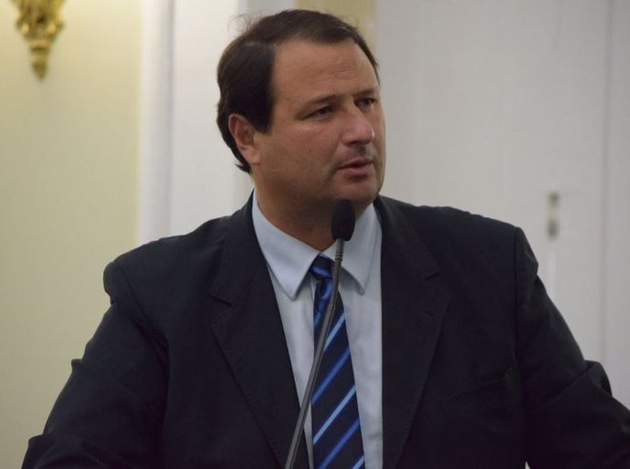 Deputado Dudu Hollanda cobra conclusão das obras da Ecovia Norte