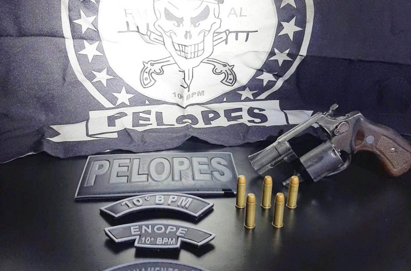 No interior, ações da PMAL retiram armas, drogas e infratores de circulação
