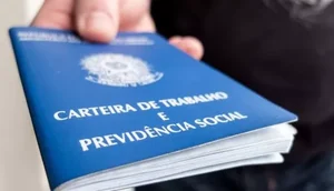 108319221_agencia-brasil_carteiradetrabalho