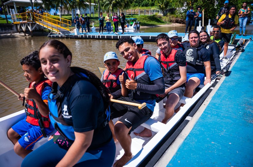 Alunos da Educação Especial de Maceió vivenciam esporte, arte e contato com a natureza