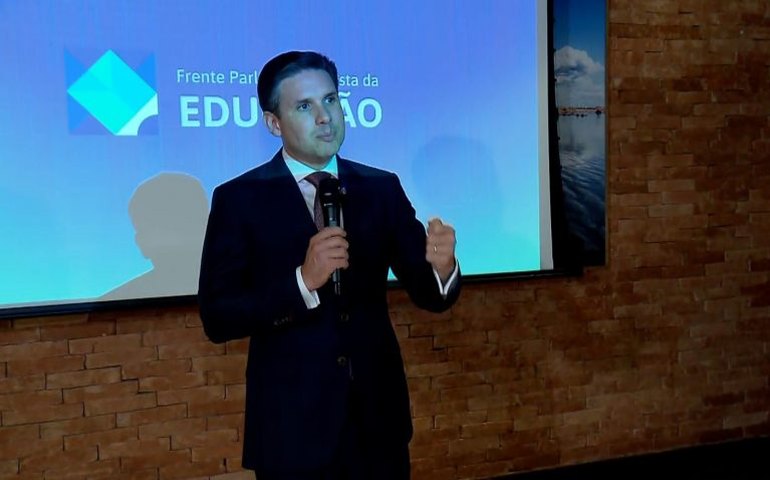 Motta afirma que novo Plano Nacional de Educação será um marco para o país