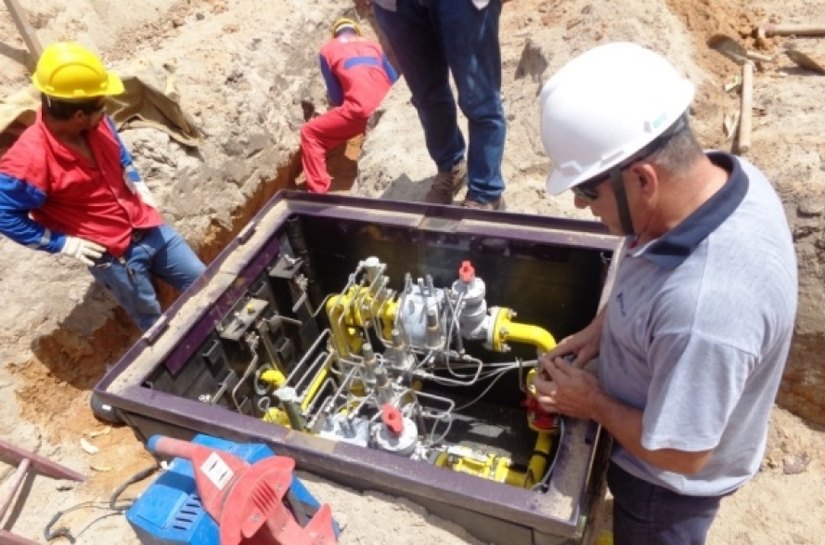Arsal fiscaliza montagem de nova Estação de Gás Natural em Maceió