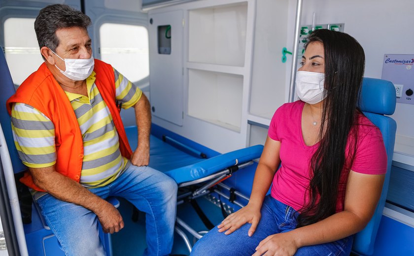 Secretária Gabriela Gonçalves visita Central de Ambulância 24 horas em Rio Largo