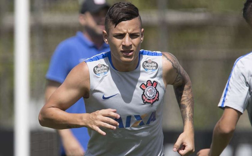 Corinthians admite saída de Guilherme Arana para o exterior