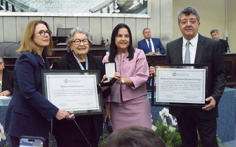 Virgínia Lyra é homenageada na Assembleia Legislativa