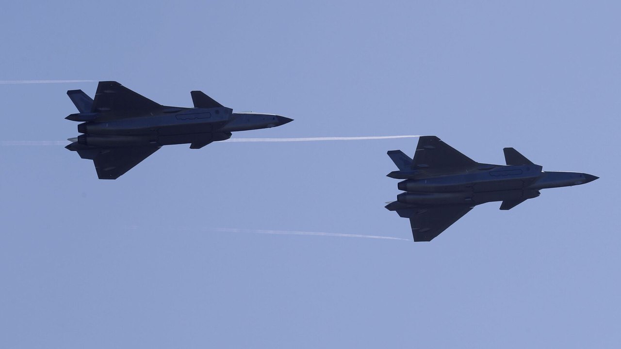 Especialista: novos VÍDEOS do suposto caça de 6ª geração da China mostram bons progressos do avião