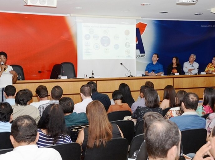 Sesau apresenta Prontuário Eletrônico a prefeitos e secretários de Saúde de AL