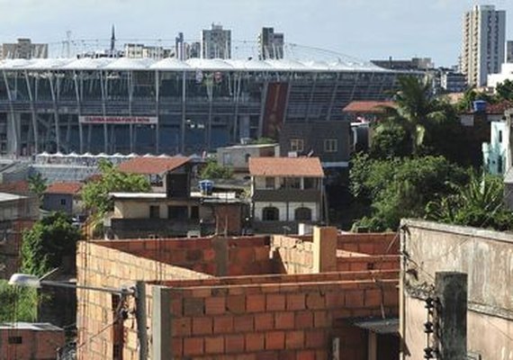 Recife, Salvador e Curitiba sediam as partidas de hoje da Copa