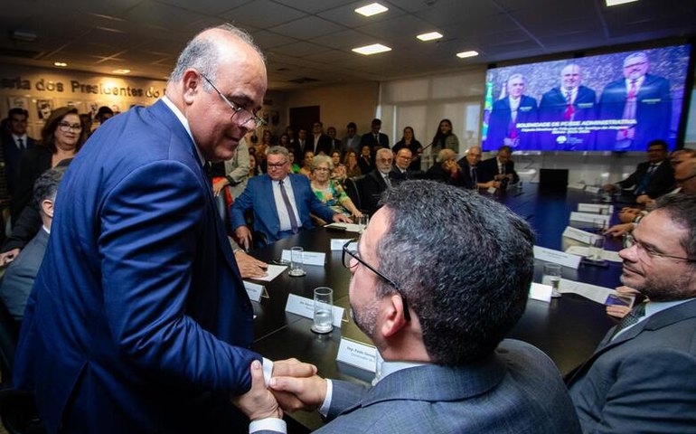 Governador prestigia a posse administrativa do novo presidente do TJ, Fernando Tourinho