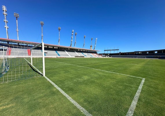 Secretaria de Esportes promove ação de Dia das Crianças para garotada das torcidas organizadas de CRB e CSA