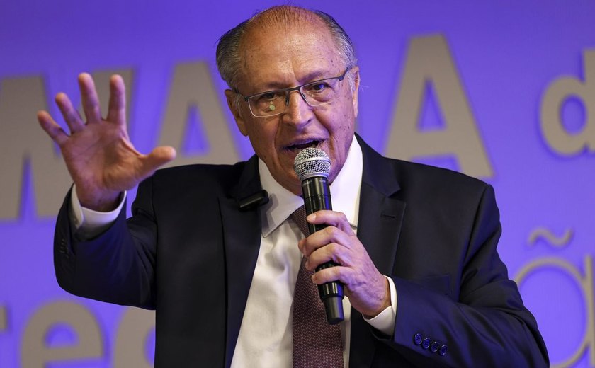 Alckmin passa por exames após sentir enjoo e dores abdominais