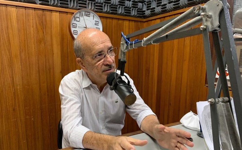 Prefeito Ronaldo Lopes anuncia isenção de débitos para consumidores do SAAE