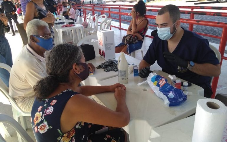 Maceió Rosa: Prefeitura encerra campanha com ação no Benedito Bentes