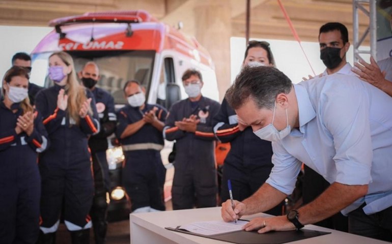 Governador assina ordem de serviço para construção de Base Descentralizada do Samu e Corpo de Bombeiros