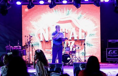 Palmeira: Natal Luz deste domingo (19) terá poesia, teatro, dança e show de Eliezer Setton  