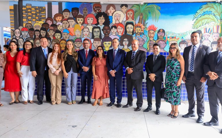 Governador acompanha presidente do STF em palestra para estudantes do CEPA