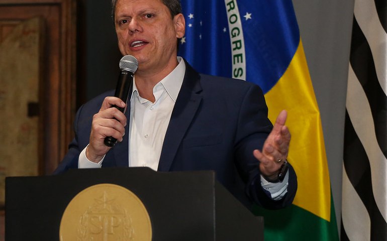 Tarcísio contraria Bolsonaro em disputa no TCE