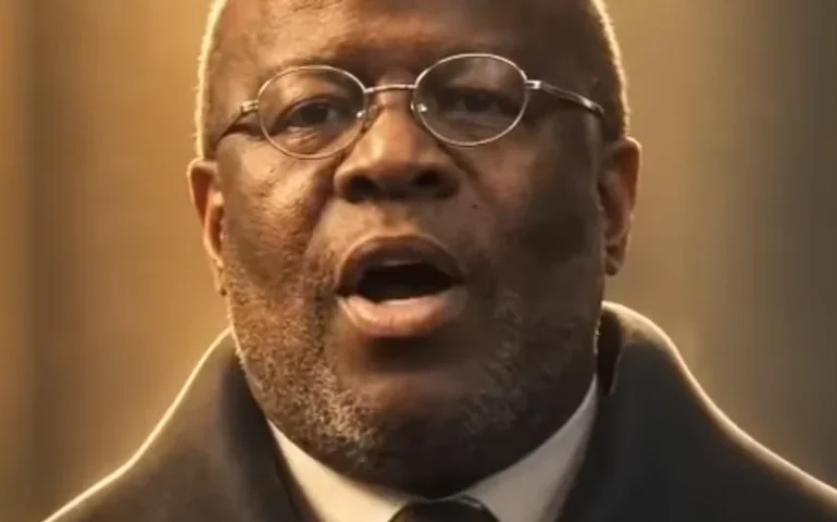 DC utiliza inteligência artificial para apresentar Joaquim Barbosa como pré-candidato à Presidência