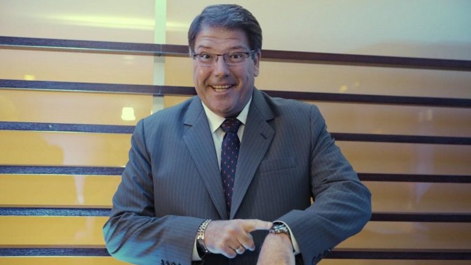 RedeTV! cancela o “Olha Hora!” e demite Luciano Faccioli