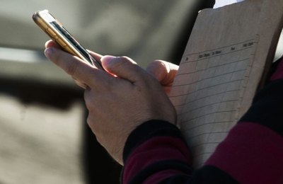 Anatel deve mudar regras para impedir cobranças após roubo de celular