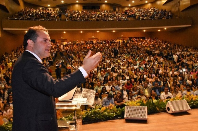 Governo lança programa de avanço da qualidade do ensino em Alagoas
