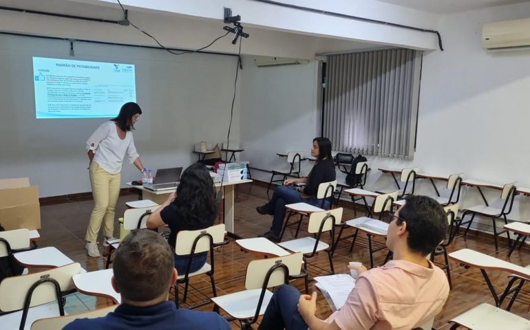 Casal promove treinamento para boas práticas em estações de tratamento de água