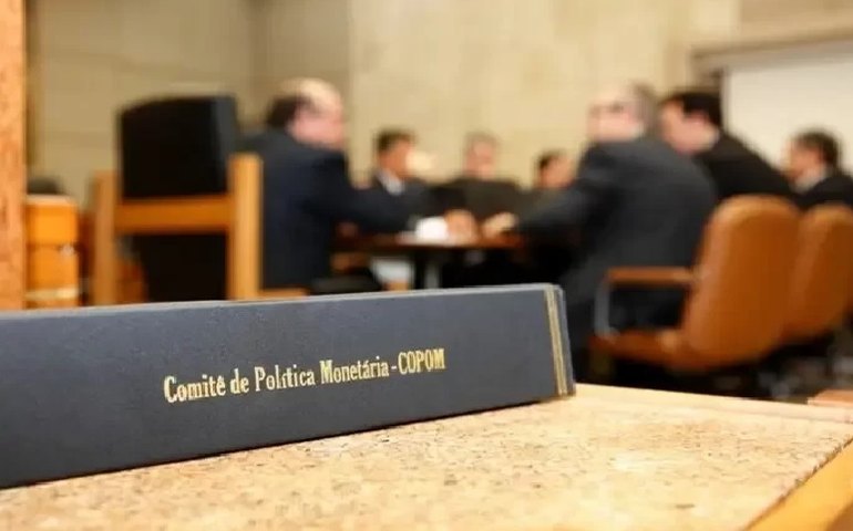 Ata: Copom segue avaliando que desinflação global é desafiadora e possivelmente mais lenta