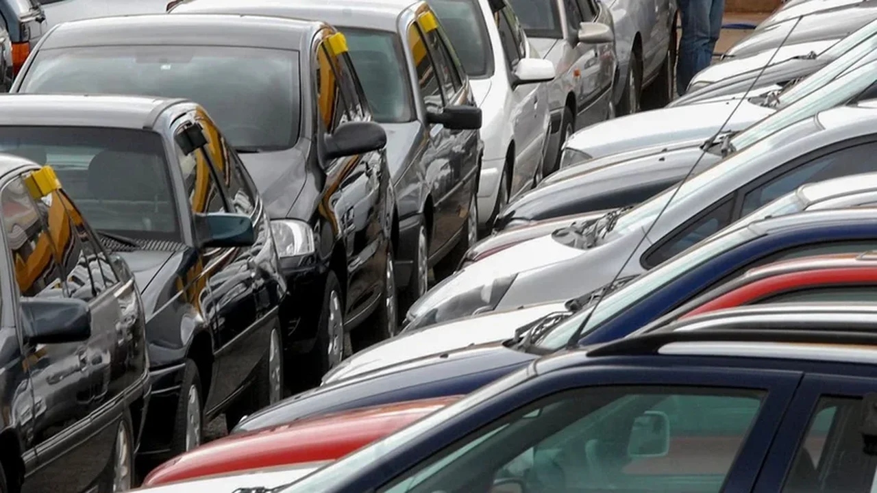 Hertz começará a vender carros usados pela Amazon nos EUA