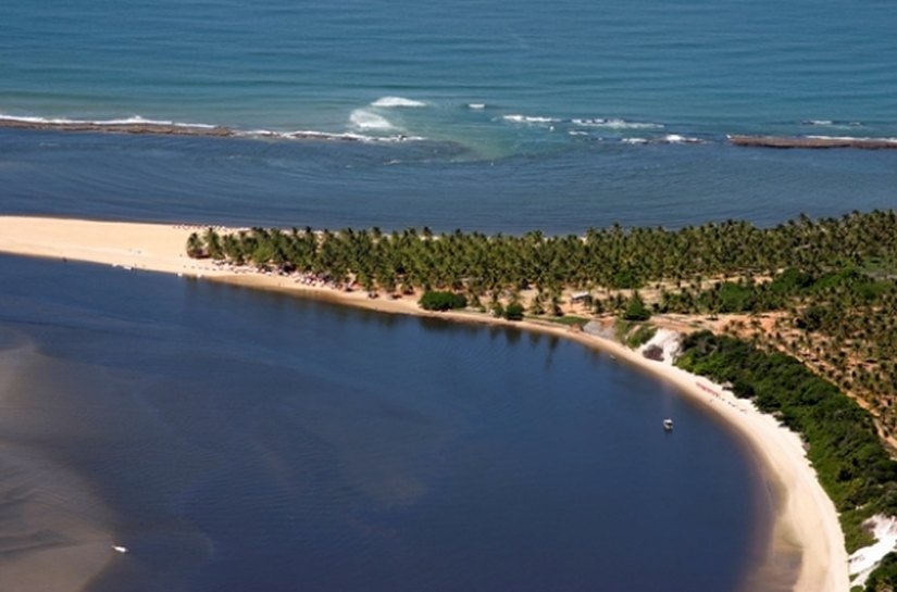 Praia do Gunga é destaque em site de jornal especializado