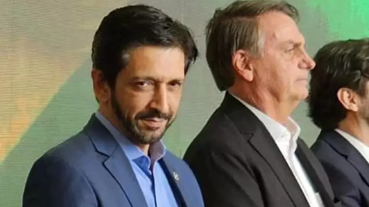 Bolsonaro tem segundo almoço com prefeito de São Paulo e PL reforça 'fritura' de Salles