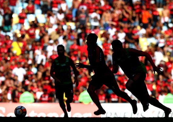 Flamengo detona Federação Equatoriana por visita e convocação de Plata: 'Irresponsável'