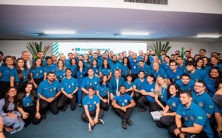 Governador nomeia os 120 novos aprovados da Polícia Científica