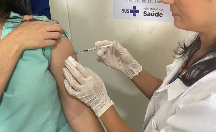 Pacientes acamados terão vacinação ampliada contra Influenza e Pneumonia Pacientes acamados terão vacinação ampliada contra Influenza e Pneumonia
