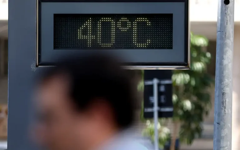Calor faz ar de São Paulo ficar mais seco; Defesa Civil decreta alerta