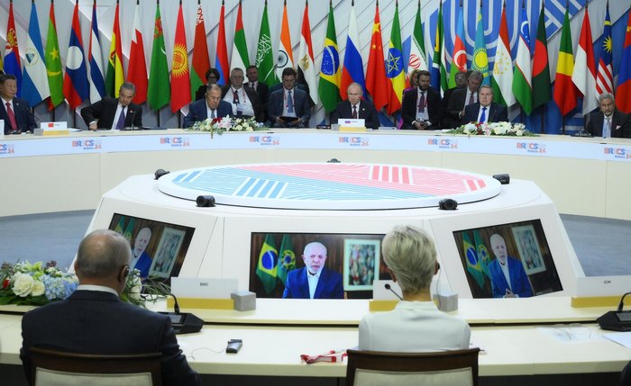 Nova compreensão da multipolaridade: analista opina o que é necessário discutir na cúpula do BRICS Nova compreensão da multipolaridade: analista opina o que é necessário discutir na cúpula do BRICS
