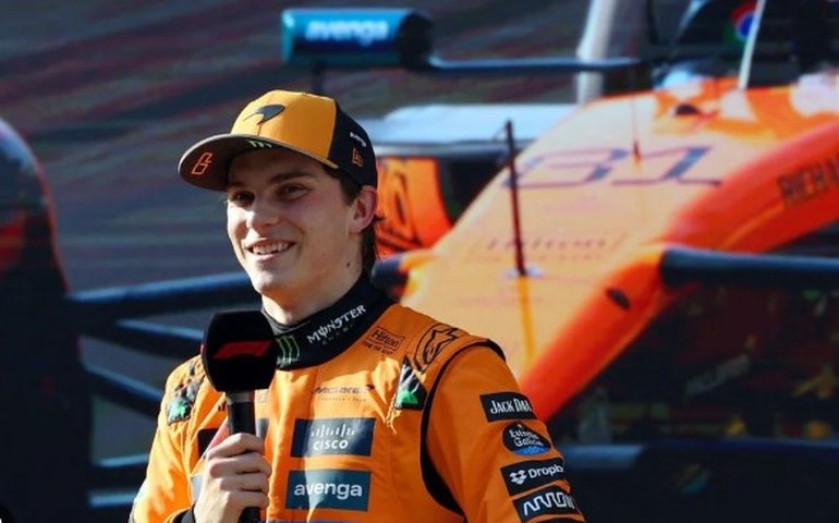 Piastri conquista sua segunda pole de 2025 no GP do Bahrein de F-1; Bortoleto é 18º