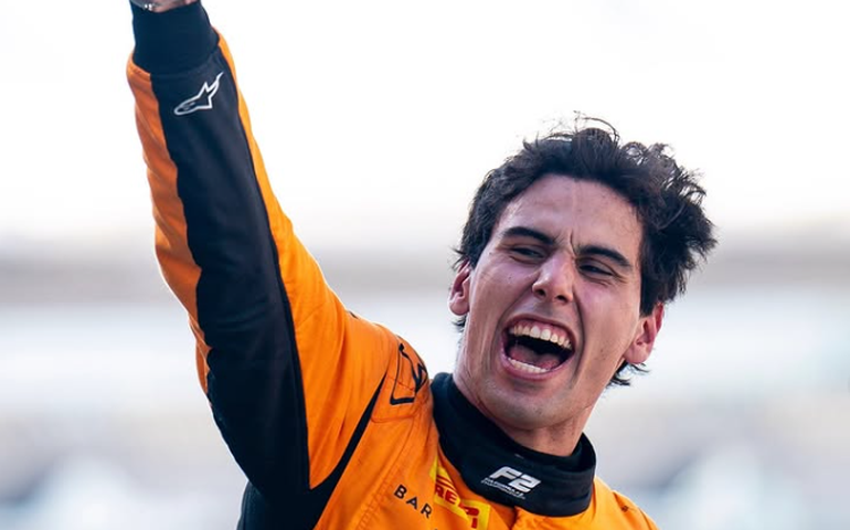 Bortoleto revela amizade com Verstappen na Fórmula 1: 'As dicas que ele me dá são muito boas'