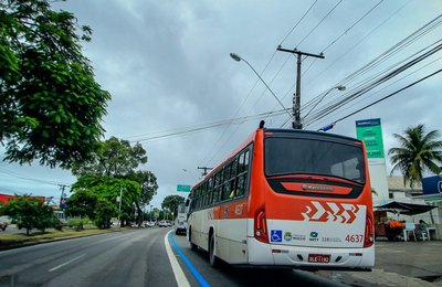Fiscalização na Faixa Azul reduz tempo de viagem de ônibus 
