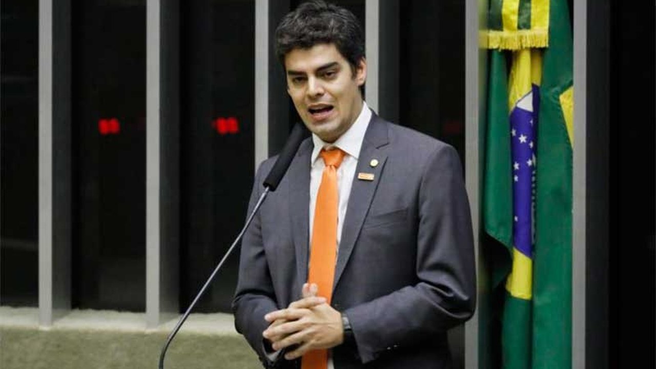 ‘O Novo é o único comprometido com uma 3ª via’, afirma Tiago Mitraud
