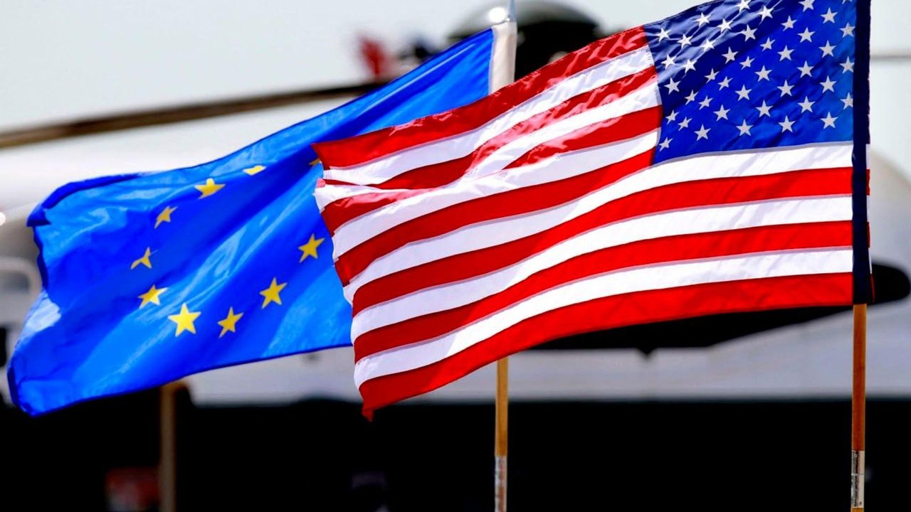 Europa e EUA precisarão investir cerca de US$ 23,6 trilhões para reduzir dependência da China, diz mídia