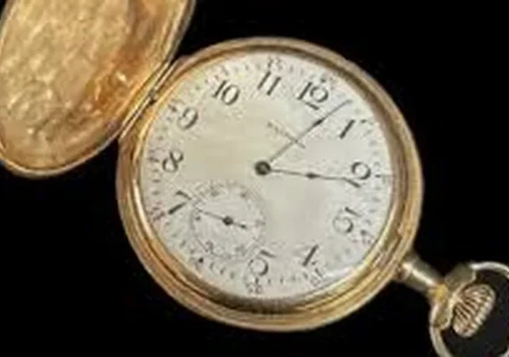 Conheça história por trás de relógio de passageiro mais rico do Titanic vendido por valor recorde de R$ 7 milhões em leilão