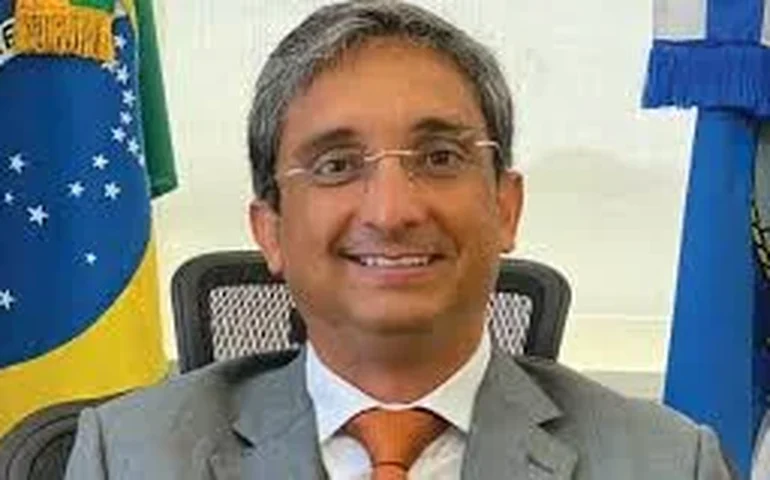 Vice-presidente do Flamengo assume Secretaria da Casa Civil no governo de Ricardo Couto