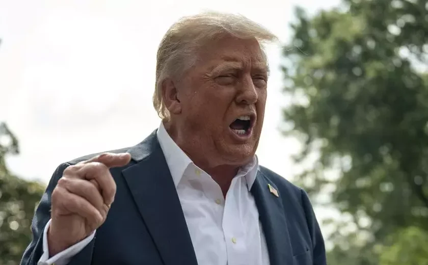 Trump anuncia tarifaço de 30% para UE e México a partir de 1º/8