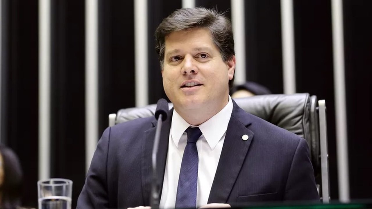 Baleia Rossi: ‘Ideia é aproveitar PEC 45 e 110 para avançar reforma tributária’