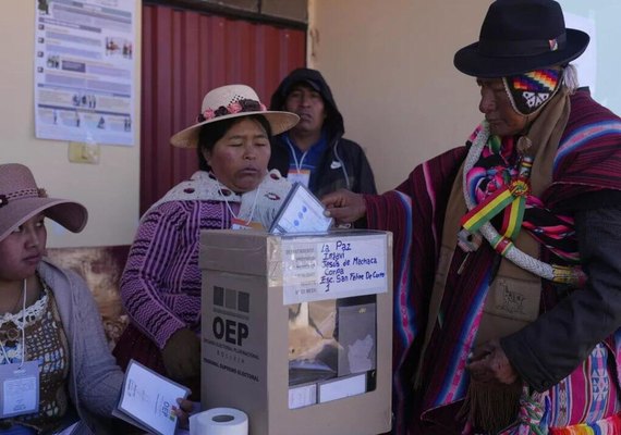 Fim da hegemonia da esquerda na Bolívia sinaliza onda de 'ascensão da direita' na América Latina?