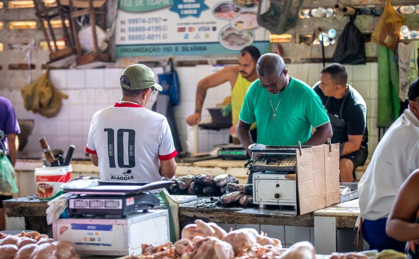 Saiba como funcionam feiras e mercados públicos de Maceió no feriado da Proclamação